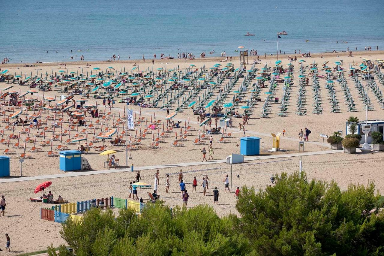 Giuliana - Appartamenti Bibione Exterior photo